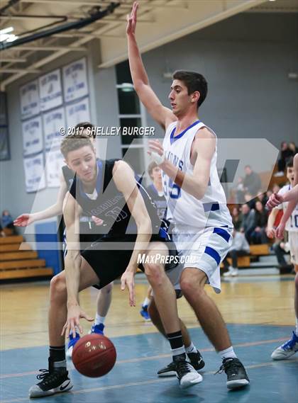 Thumbnail 1 in Darien @ Ludlowe photogallery.