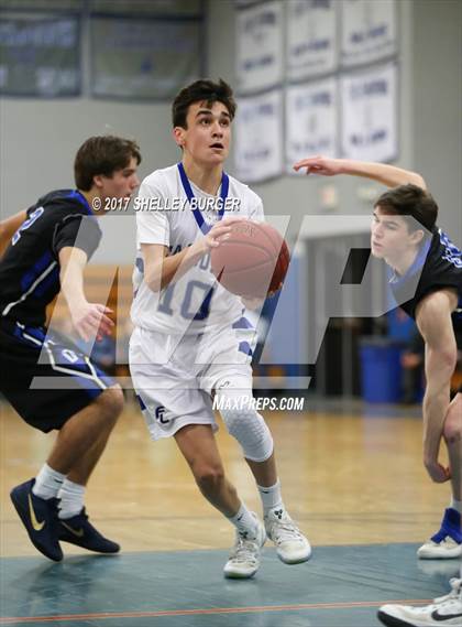 Thumbnail 1 in Darien @ Ludlowe photogallery.