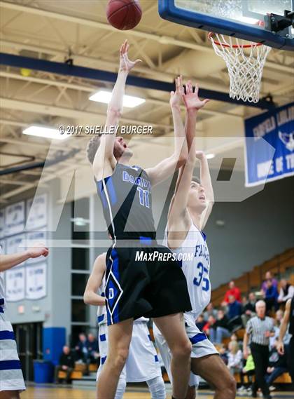 Thumbnail 1 in Darien @ Ludlowe photogallery.