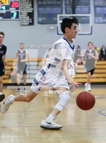 Thumbnail 3 in Darien @ Ludlowe photogallery.