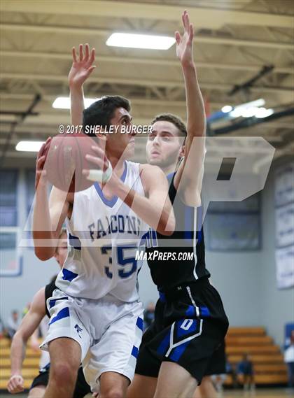 Thumbnail 3 in Darien @ Ludlowe photogallery.