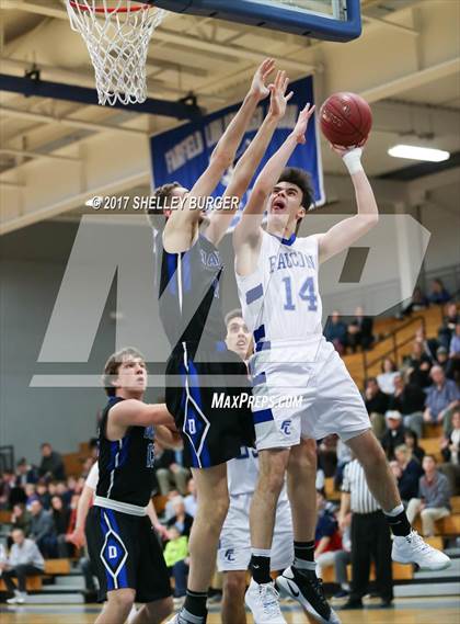 Thumbnail 1 in Darien @ Ludlowe photogallery.