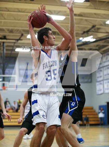 Thumbnail 2 in Darien @ Ludlowe photogallery.