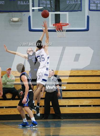Thumbnail 1 in Darien @ Ludlowe photogallery.