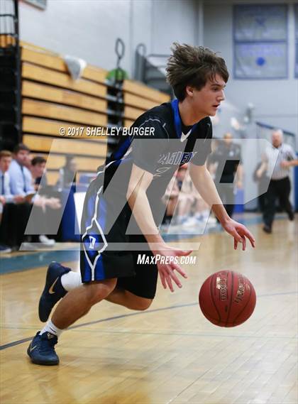 Thumbnail 1 in Darien @ Ludlowe photogallery.