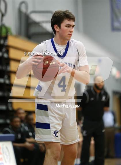 Thumbnail 2 in Darien @ Ludlowe photogallery.