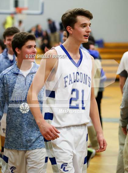 Thumbnail 2 in Darien @ Ludlowe photogallery.