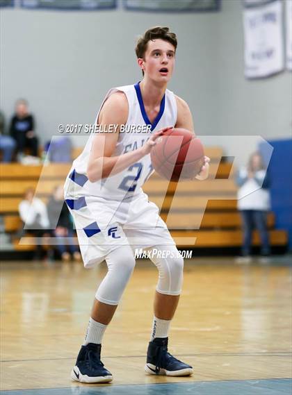 Thumbnail 2 in Darien @ Ludlowe photogallery.