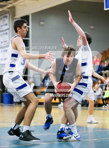 Thumbnail 3 in Darien @ Ludlowe photogallery.