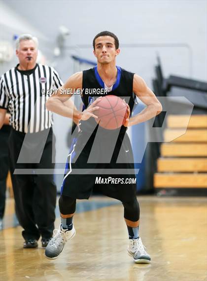 Thumbnail 3 in Darien @ Ludlowe photogallery.