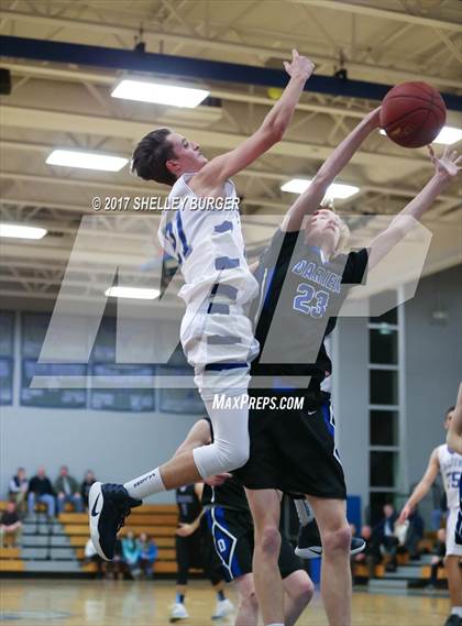 Thumbnail 2 in Darien @ Ludlowe photogallery.