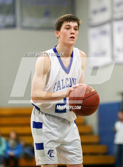 Thumbnail 1 in Darien @ Ludlowe photogallery.