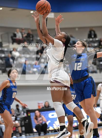 Thumbnail 3 in Mansfield Timberview vs. Brewer (UIL 5A Area Playoff) photogallery.