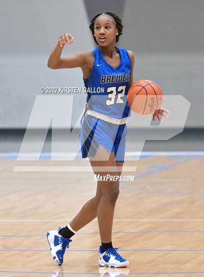 Thumbnail 2 in Mansfield Timberview vs. Brewer (UIL 5A Area Playoff) photogallery.