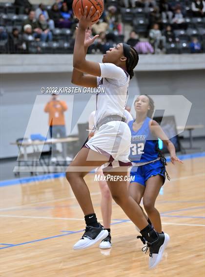 Thumbnail 3 in Mansfield Timberview vs. Brewer (UIL 5A Area Playoff) photogallery.
