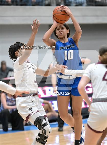 Thumbnail 2 in Mansfield Timberview vs. Brewer (UIL 5A Area Playoff) photogallery.