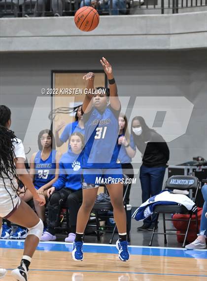 Thumbnail 3 in Mansfield Timberview vs. Brewer (UIL 5A Area Playoff) photogallery.