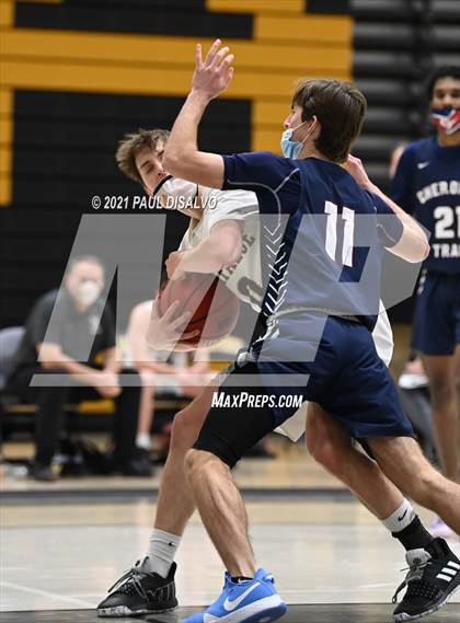 Thumbnail 3 in Cherokee Trail @ Arapahoe photogallery.