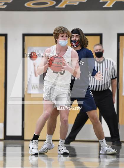 Thumbnail 2 in Cherokee Trail @ Arapahoe photogallery.
