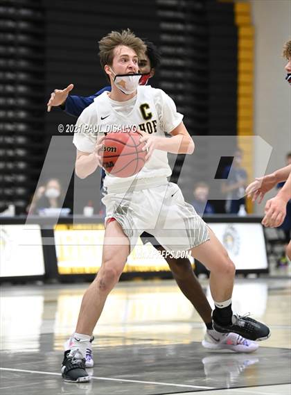 Thumbnail 1 in Cherokee Trail @ Arapahoe photogallery.
