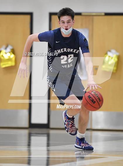 Thumbnail 2 in Cherokee Trail @ Arapahoe photogallery.