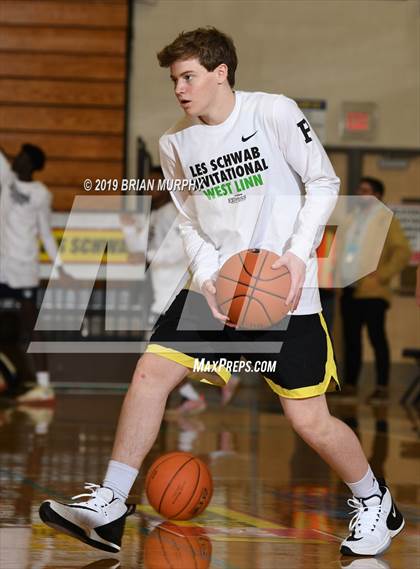 Thumbnail 2 in Norcross vs. West Linn (Les Schwab Invitational) photogallery.