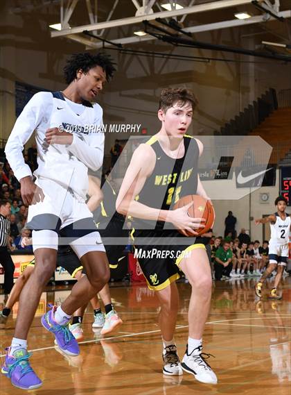 Thumbnail 1 in Norcross vs. West Linn (Les Schwab Invitational) photogallery.