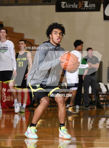 Thumbnail 1 in Norcross vs. West Linn (Les Schwab Invitational) photogallery.