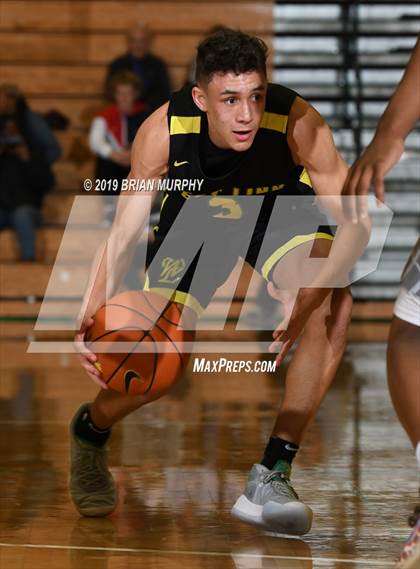 Thumbnail 2 in Norcross vs. West Linn (Les Schwab Invitational) photogallery.