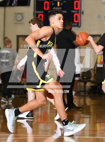 Thumbnail 1 in Norcross vs. West Linn (Les Schwab Invitational) photogallery.