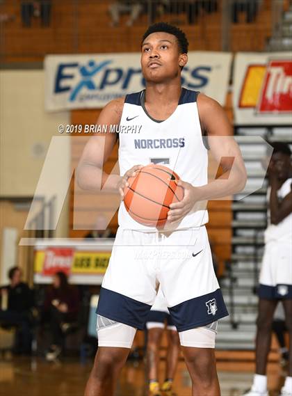 Thumbnail 3 in Norcross vs. West Linn (Les Schwab Invitational) photogallery.