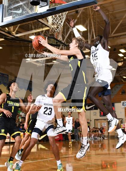 Thumbnail 1 in Norcross vs. West Linn (Les Schwab Invitational) photogallery.
