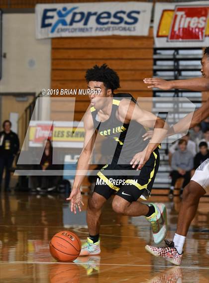 Thumbnail 3 in Norcross vs. West Linn (Les Schwab Invitational) photogallery.