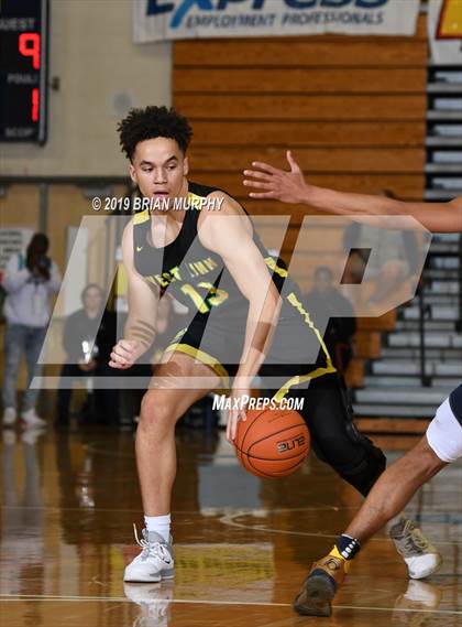 Thumbnail 1 in Norcross vs. West Linn (Les Schwab Invitational) photogallery.