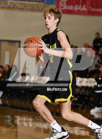 Thumbnail 1 in Norcross vs. West Linn (Les Schwab Invitational) photogallery.