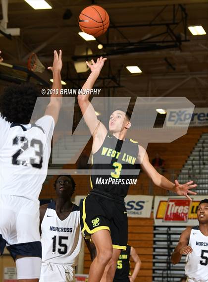 Thumbnail 1 in Norcross vs. West Linn (Les Schwab Invitational) photogallery.