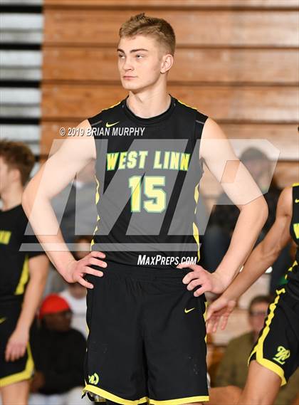 Thumbnail 1 in Norcross vs. West Linn (Les Schwab Invitational) photogallery.
