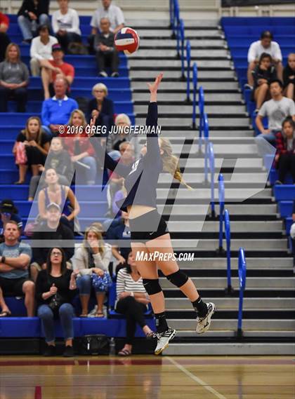 Thumbnail 3 in Burlingame vs. Aptos (CIF CCS D3 Final) photogallery.