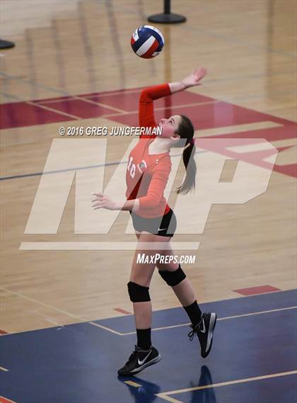 Thumbnail 2 in Burlingame vs. Aptos (CIF CCS D3 Final) photogallery.