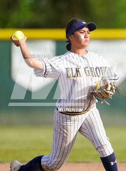 Thumbnail 2 in Elk Grove @ Sheldon photogallery.