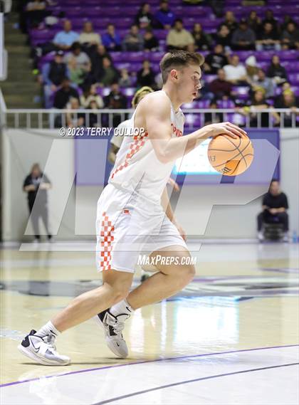 Thumbnail 1 in Timpview vs. Orem (UHSAA 5A Semifinal) photogallery.