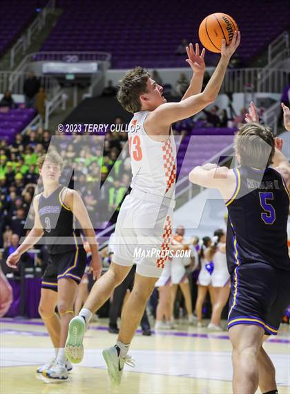 Thumbnail 1 in Timpview vs. Orem (UHSAA 5A Semifinal) photogallery.