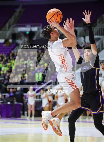Thumbnail 2 in Timpview vs. Orem (UHSAA 5A Semifinal) photogallery.