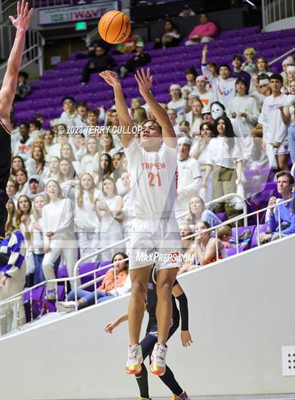 Thumbnail 3 in Timpview vs. Orem (UHSAA 5A Semifinal) photogallery.