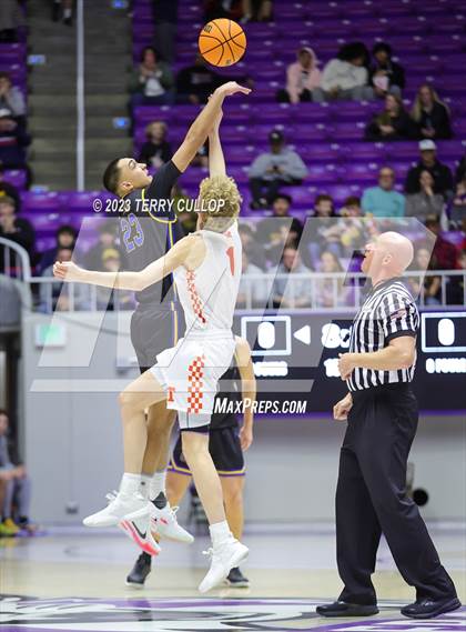Thumbnail 3 in Timpview vs. Orem (UHSAA 5A Semifinal) photogallery.