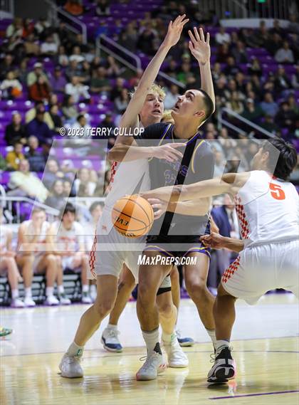 Thumbnail 3 in Timpview vs. Orem (UHSAA 5A Semifinal) photogallery.
