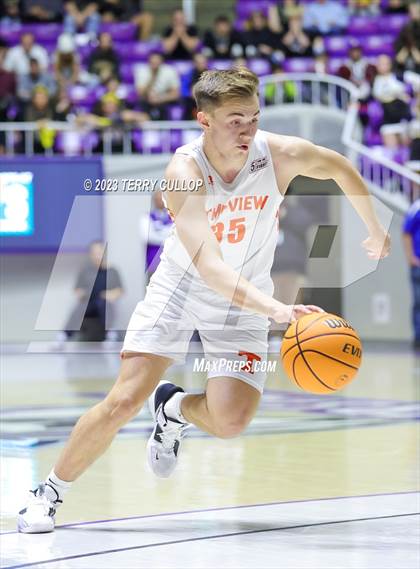 Thumbnail 3 in Timpview vs. Orem (UHSAA 5A Semifinal) photogallery.