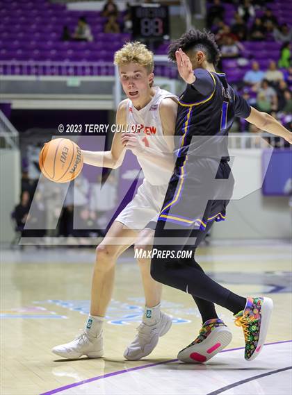 Thumbnail 3 in Timpview vs. Orem (UHSAA 5A Semifinal) photogallery.