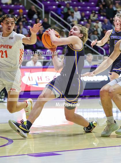 Thumbnail 3 in Timpview vs. Orem (UHSAA 5A Semifinal) photogallery.