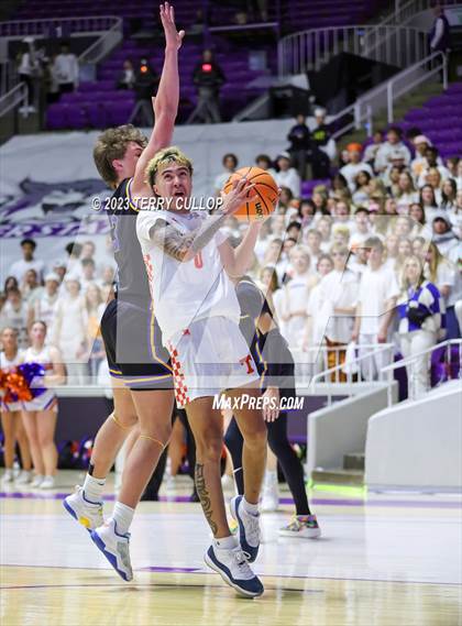 Thumbnail 1 in Timpview vs. Orem (UHSAA 5A Semifinal) photogallery.